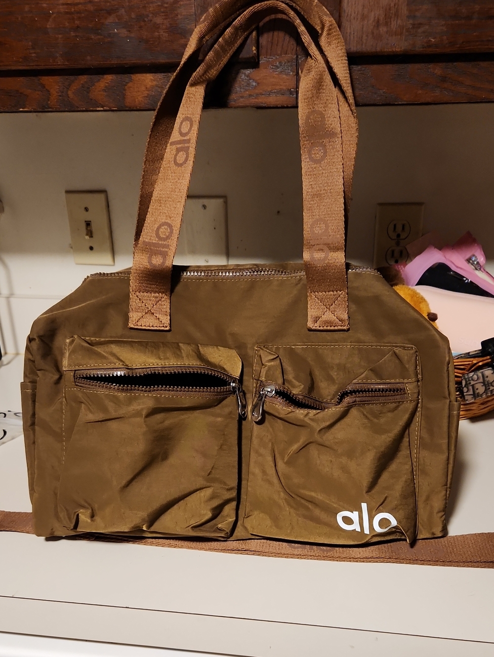 ALO Yoga Chocolate Brown Duffel Tote Bag with Dual Front Pockets